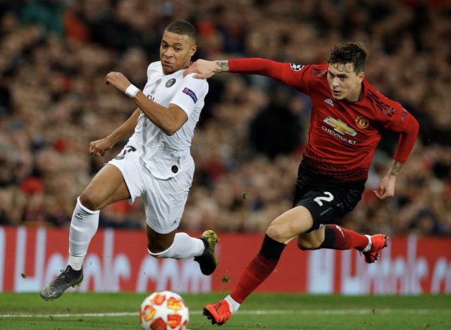  巴黎圣日耳曼青训出品，新星首次入选国家队大名单  