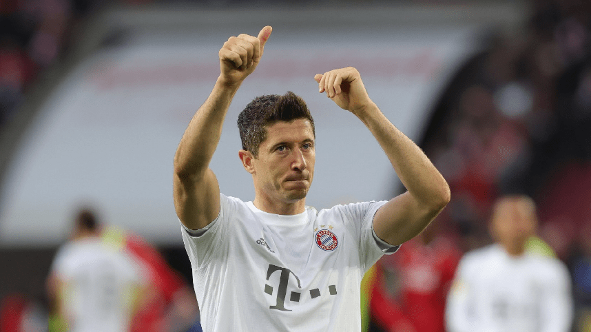  弗里克首秀开门红，拜仁新帅延续不败神话  